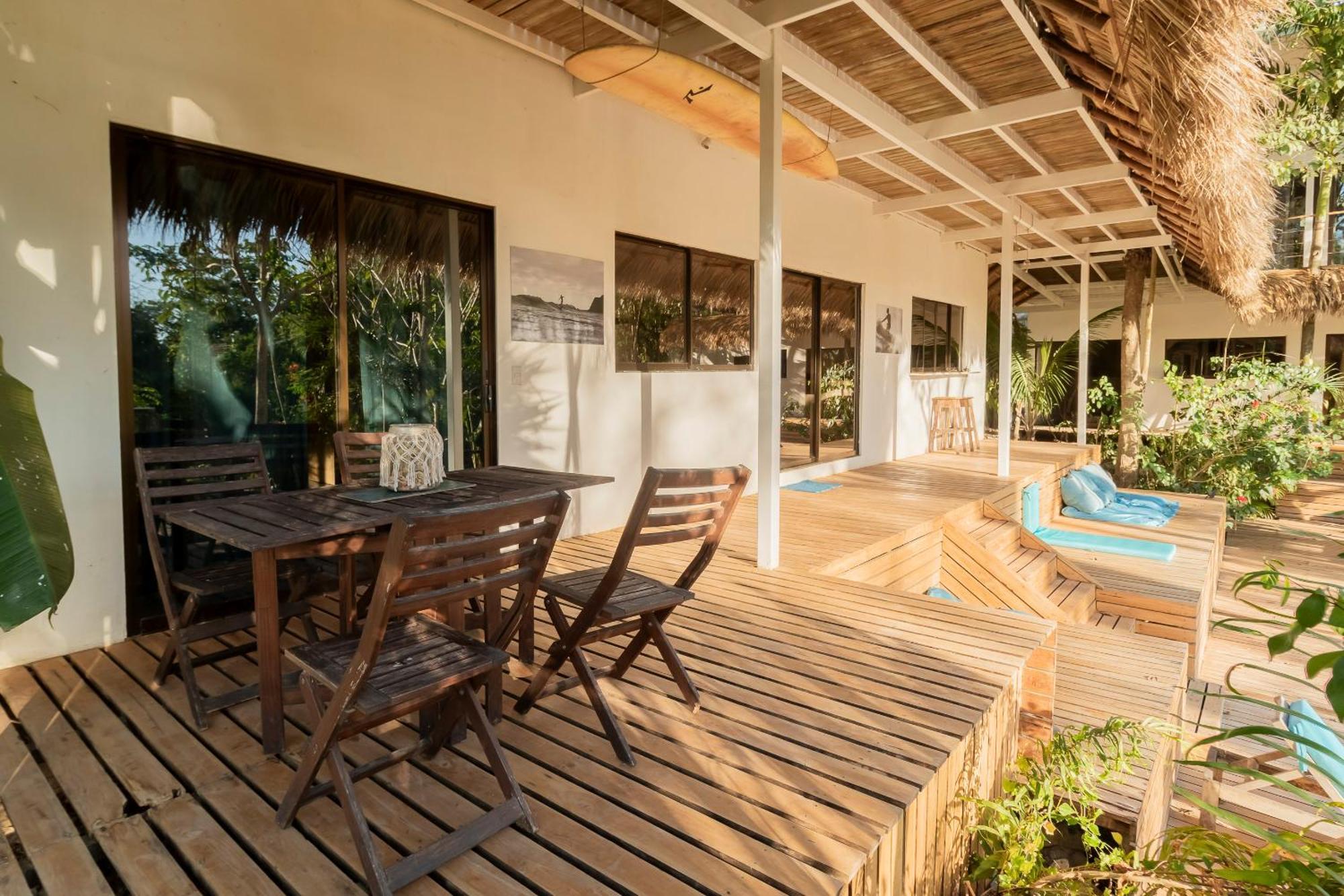 La Sana Surf Hotel, New Management, Few Mn Drive To The Beach Playa Santa Teresa  Exterior photo
