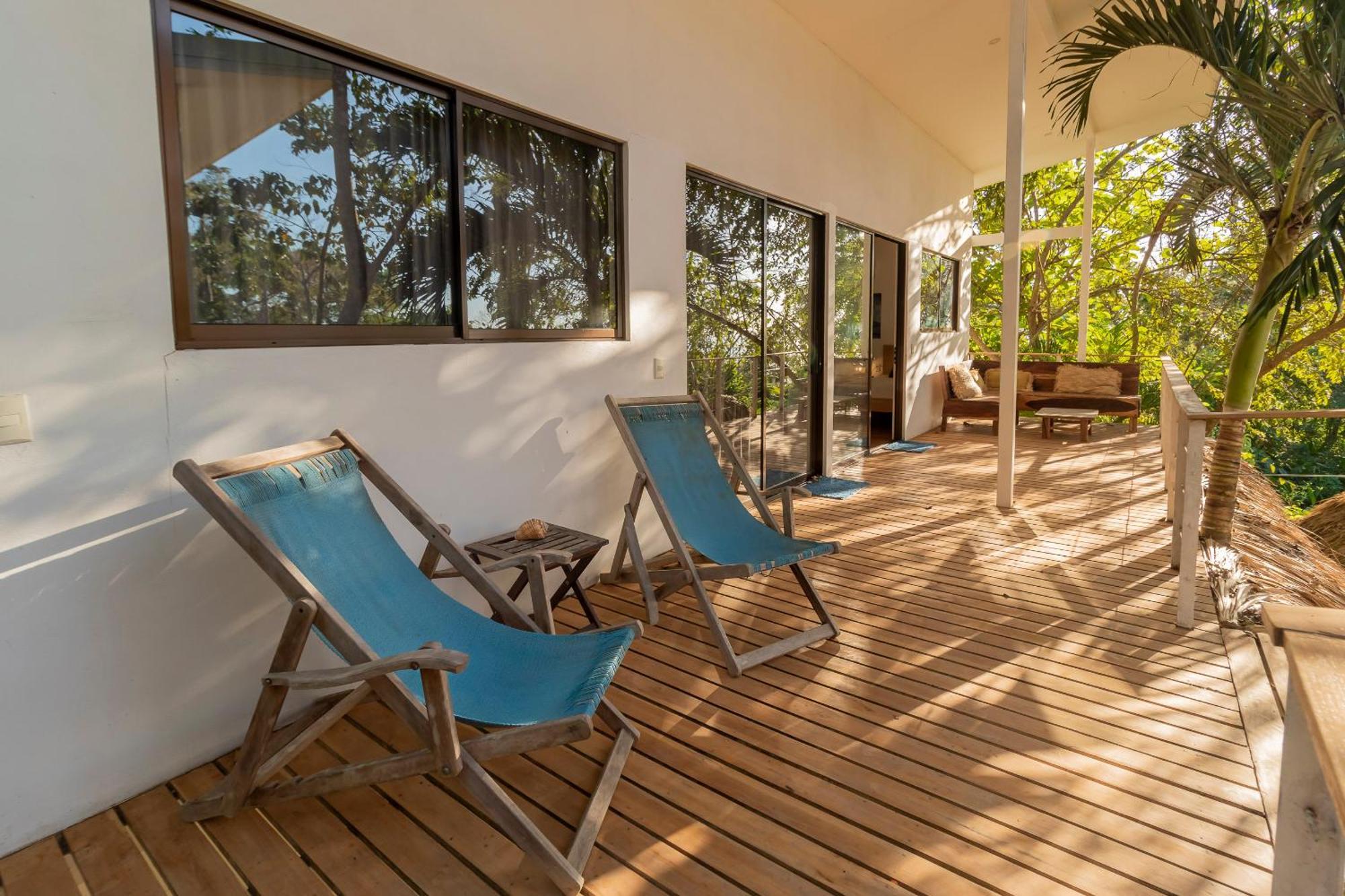 La Sana Surf Hotel, New Management, Few Mn Drive To The Beach Playa Santa Teresa  Exterior photo
