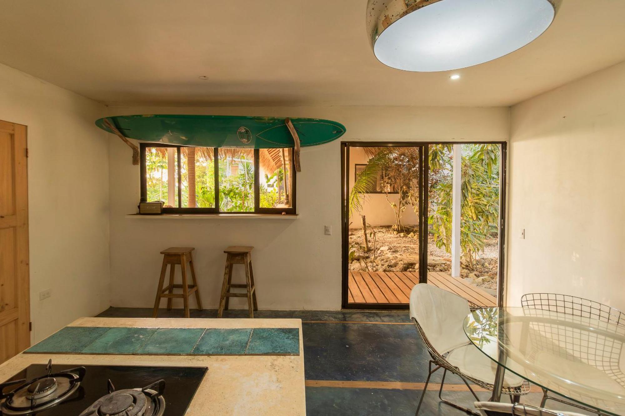 La Sana Surf Hotel, New Management, Few Mn Drive To The Beach Playa Santa Teresa  Exterior photo