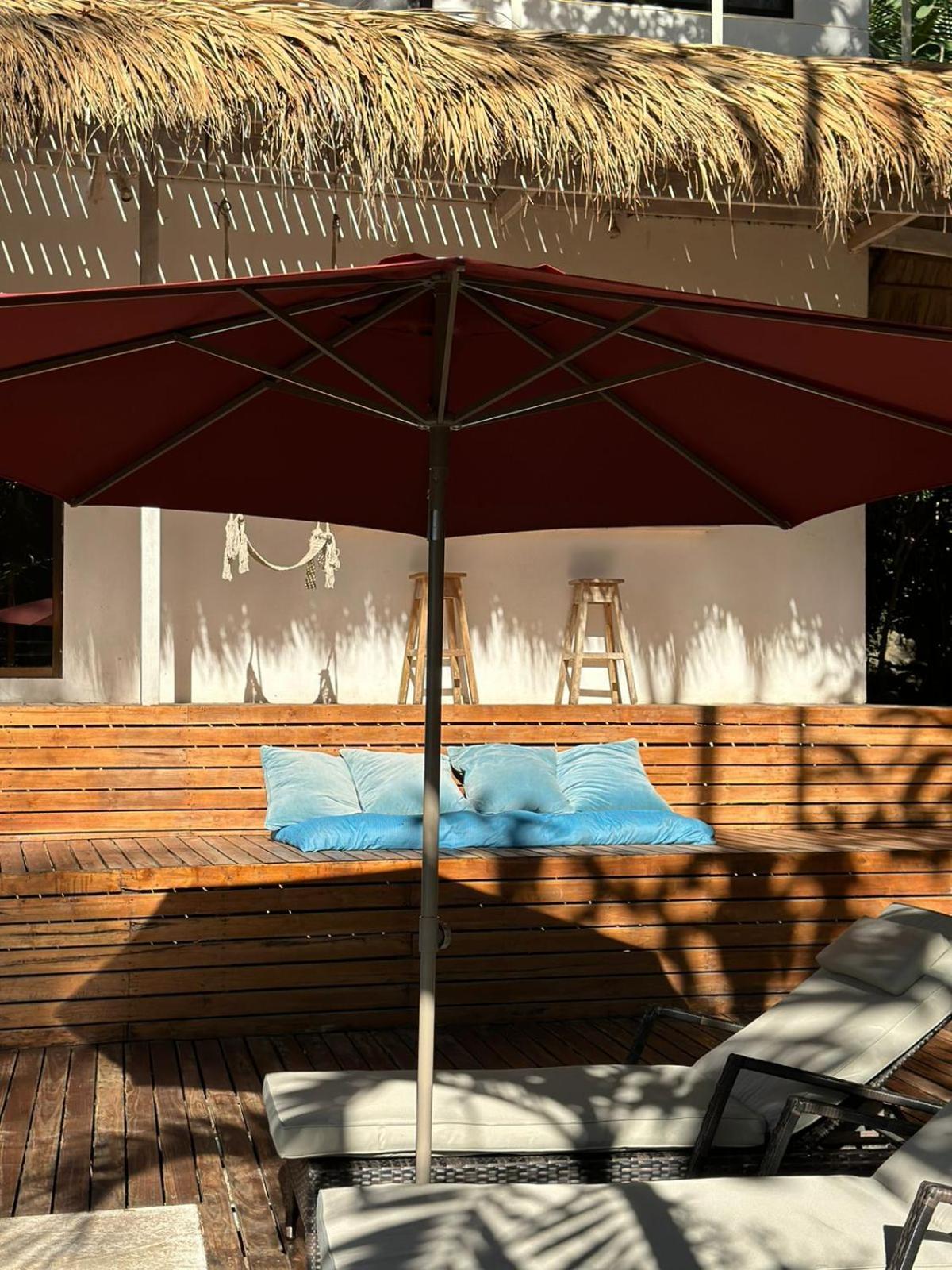 La Sana Surf Hotel, New Management, Few Mn Drive To The Beach Playa Santa Teresa  Exterior photo